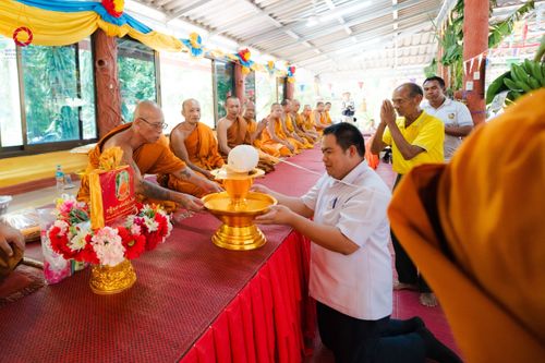 ภาพ No.172298:พิธีทอดกฐิน วัดเจริญธรรมมาราม จ.จันทบุรี ในโครงการกฐินสามัคคีทั่วไทย 30,000 วัด บูชาธรรม 80 ปี หลวงพ่อธัมมชโย โดยคณะศิษยานุศิษย์วัดพระธรรมกาย วันที่ 30 ตุลาคม พ.ศ. 2567