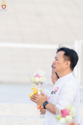 ภาพ No.133707:พิธีเวียนประทักษิณและพิธีวันทาเจดีย์ โครงการบรรพชาสามเณร ฟื้นฟูพระพุทธศาสนาทั่วไทย ณ วัดพระธรรมกาย วันเสาร์ที่ 6 เมษายน พ.ศ. 2567