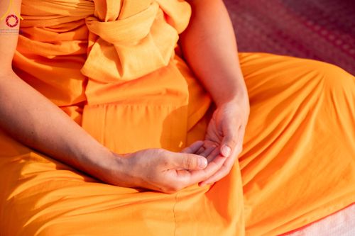 ภาพ No.112160:พิธีจุดประทีปถวายเป็นพุทธบูชา และบูชาธรรมมหาปูชนียาจารย์ พระมงคลเทพมุนี(สด จนฺทสโร) ในโครงการธรรมยาตรา กตัญญูบูชา มหาปูชนียาจารย์ พระมงคลเทพมุนี(สด จนฺทสโร) พระผู้ปราบมาร อนุสรณ์สถาน 7 แห่ง ปีที่ 12 วันที่ 14 มกราคม พ.ศ. 2567 ณ วัดสองพี่น้อง อ.สองพี่น้อง