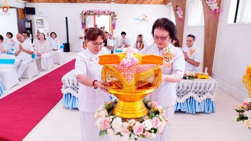 ภาพ No.239668:วันอาทิตย์ ที่ 17 สิงหาคม พ.ศ. 2568 พิธีทอดผ้าป่าฉลองครบรอบ 27 ปี วัดพระธรรมกายซีแอตเติล รัฐวอชิงตัน ประเทศสหรัฐอเมริกา