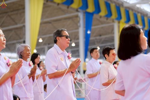 ภาพ No.239006:วันอาทิตย์ที่ 17 สิงหาคม พ.ศ. 2568 งานบุญวันอาทิตย์ พิธีจุดเทียนใจ ไฟนิรันด์ อนันตชัย ณ วัดพระธรรมกาย จ.ปทุมธานี