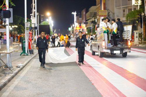 ภาพ No.126760:V.30 เต็มที่ เพื่อโคราช การเตรียมงาน ปฏิบัติงาน และเก็บงาน ของเจ้าหน้าที่หน่วยงานต่างๆ ทุกภาคส่วน เพื่อพิธีทำบุญเมืองนครราชสีมา ฉลอง 556 ปี ตักบาตรพระ 10,000 รูป ในวันเสาร์ที่ 2 มีนาคม พ.ศ.2567 ณ อนุสาวรีย์ท้าวสุรนารี จ.นครราชสีมา จัดโดย คณะสงฆ์จังหวัดนค