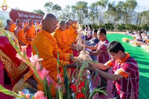 ภาพ No.125227:พิธีตักบาตรเนื่องในวันมาฆบูชา ณ สนามโรงเรียนบ้านนาเกียน  อำเภออมก๋อย จังหวัดเชียงใหม่ วันเสาร์ที่ ๒๔ กุมภาพันธ์ พ.ศ. ๒๕๖๗