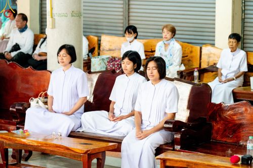 ภาพ No.189711:พิธีทอดผ้าป่าทำนุบำรุงศาสนสถาน ในโครงการธรรมยาตรา กตัญญูบูชา มหาปูชนียาจารย์ พระมงคลเทพมุนี(สด จนฺทสโร) พระผู้ปราบมาร อนุสรณ์สถาน 7 แห่ง ปีที่ 13 ณ วัดใหม่พิบูลย์ผล ต.บางเลน อ.สองพี่น้อง จ.สุพรรณบุรี วันที่ 5 มกราคม พ.ศ. 2568