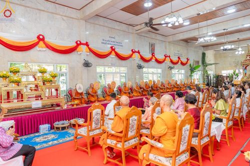 ภาพ No.165920:พิธีทอดกฐิน ณ วัดเขาตะแบก อ.ศรีราชา จ.ชลบุรี ในโครงการกฐินสามัคคีทั่วไทย 30,000 วัด บูชาธรรม 80 ปี หลวงพ่อธัมมชโย โดยคณะศิษยานุศิษย์วัดพระธรรมกาย วันที่ 20 ตุลาคม พ.ศ. 2567