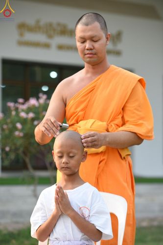 ภาพ No.133387:พิธีตัดปอยผม ธรรมทายาท โครงการบรรพชาสามเณร ฟื้นฟูพระพุทธศาสนาทั่วไทย  ณ ศูนย์ปฏิบัติธรรมจังหวัดสระบุรี อ.พระพุทธบาท จ.สระบุรี  วันที่ 2 เมษายน พ.ศ. 2567