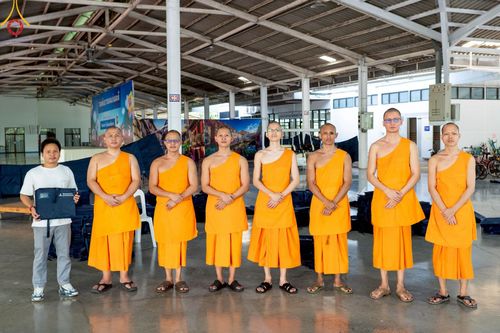 ภาพ No.218371:วันที่ 14-15 เมษายน พ.ศ. 2568 การเตรียมงานเครื่องเสียง , การเตรียมงานติดผ้ารับประเคน , การเตรียมงานเครื่องนอนพระสังฆาธิการ , การเตรียมงานจุดนั่งสาธุชน , การเตรียมงานถุงน้ำถ่วงน้ำหนักโต๊ะ , การเตรียมงานภาชนะฉันภัตตาหาร เพื่องานวันคุ้มครองโลก 22 เมษายน พ.ศ