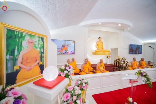 ภาพ No.144698:พิธีประดิษฐานลูกนิมิตมหาสมบัติ ผูกสีมาสถาปนาอุโบสถ บูชาธรรม ๘๐ ปี หลวงพ่อธัมมชโย วันอาทิตย์ที่ ๓๐ มิถุนายน พ.ศ. ๒๕๖๗ วัดพระธรรมกายนิวเจอร์ซี ประเทศสหรัฐอเมริกา