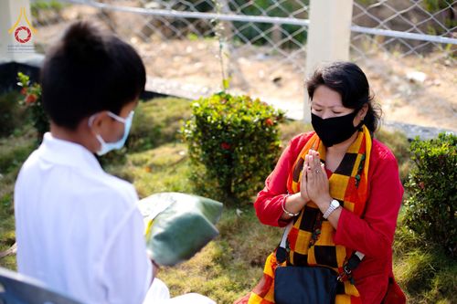 ภาพ No.75751:พิธีตัดปอยผม และ ปลงผมนาคธรรมทายาท ในโครงการบรรพชาสามเณรหมู่ครั้งที่ 3 วันที่ 9 กุมภาพันธ์ พ.ศ. 2566 ณ วัดเบงกาลี เมืองคากาจารี ประเทศบังกลาเทศ