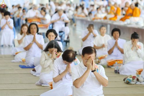 ภาพ No.237944:วันเสาร์ที่ 9 สิงหาคม พ.ศ. 2568 (วันพระ ขึ้น 15 ค่ำ เดือน 9) พิธีบุพเปตพลี ครั้งที่ 168 ร่วมอุทิศบุญแด่หมู่ญาติที่ล่วงลับไปแล้ว และสืบทอดอายุพระพุทธศาสนา ณ หอฉันคุณยายอาจารย์ฯ วัดพระธรรมกาย