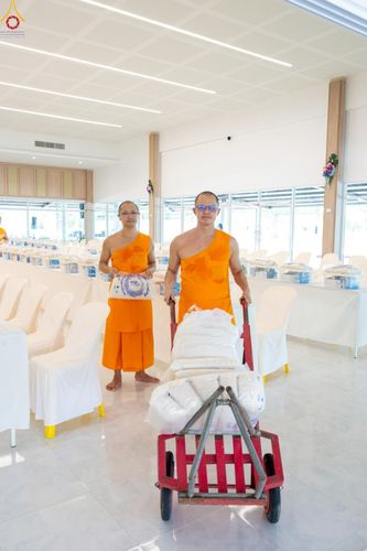 ภาพ No.245159:วันเสาร์ที่ 13 กันยายน พ.ศ. 2568 พิธีถวายสังฆทานแด่คณะสงฆ์ 323 วัด ปีที่ 21 ครั้งที่ 181 พิธีมอบกองทุนหนุนแรงใจช่วยครูใต้ ปีที่ 18 ครั้งทึ่ 144 และพิธีทำบุญอุทิศส่วนกุศลให้ผู้วายชนม์ ณ ศูนย์ปฏิบัติธรรมภาคใต้ จ.สงขลา