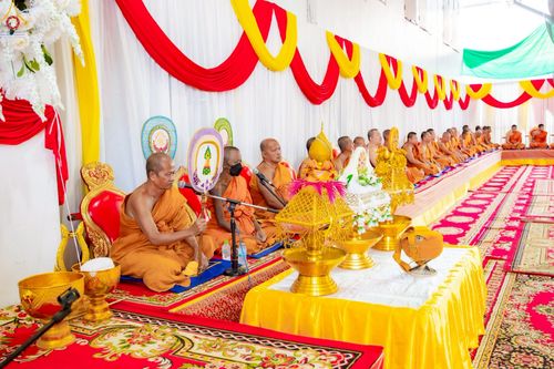 ภาพ No.264796:วันที่ 23 ตุลาคม พ.ศ. 2568 พิธีทอดกฐินสามัคคีทั่วไทย 30,000 วัด โดยคณะศิษยานุศิษย์ บูชาธรรม 81 ปี หลวงพ่อธัมมชโย ณ วัดอัยยิการาม อ.คลองหลวง จ.ปทุมธานี