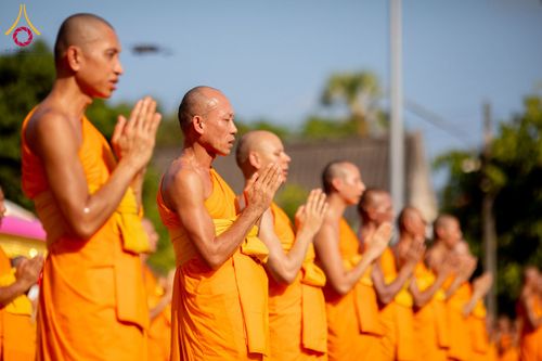 ภาพ No.211353:วันอาทิตย์ที่ 16 มีนาคม พ.ศ. 2568 ธรรมยาตราอัญเชิญพระบรมสารีริกธาตุ รอบเมืองปัตตานี ประดิษฐาน ณ ปทุมเจดีย์ เจดีย์พระพุทธเจ้า 5 พระองค์  ศูนย์อบรมเยาวชนปัตตานี