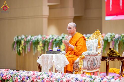 ภาพ No.232502:วันอาทิตย์ที่ 6 กรกฏาคม พ.ศ. 2568 พิธีมุทิตาสักการะพระครูสัญญาบัตร ปีพุทธศักราช 2568 ณ ห้องแก้วสารพัดนึก2 สภาธรรมกายสากล วัดพระธรรมกาย