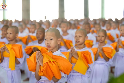 ภาพ No.134141:พิธีบรรพชาสามเณร โครงการบรรพชาสามเณร ฟื้นฟูพระพุทธศาสนาทั่วไทย ศูนย์อบรมวัดพระธรรมกาย วันเสาร์ที่ 6 เมษายน พ.ศ. 2567