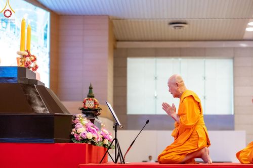ภาพ No.154261:พิธีบูชาครูผู้ค้นพบวิชชาธรรมกาย ณ สภาธรรมกายสากล วัดพระธรรมกาย วันอังคารที่ 17 กันยายน พ.ศ. 2567