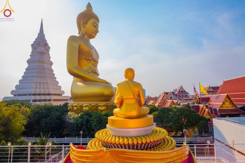 ภาพ No.119152:พิธีจุดประทีปถวายเป็นพุทธบูชา และบูชาธรรมมหาปูชนียาจารย์ พระมงคลเทพมุนี(สด จนฺทสโร) ในโครงการธรรมยาตราฯ วันที่ 26 มกราคม พ.ศ. 2567 ณ อาคารธรรมยาตรา กตัญญูบูชามหาปูชนียาจารย์ ตรงข้ามวัดปากน้ำภาษีเจริญ จ.กรุงเทพมหานคร