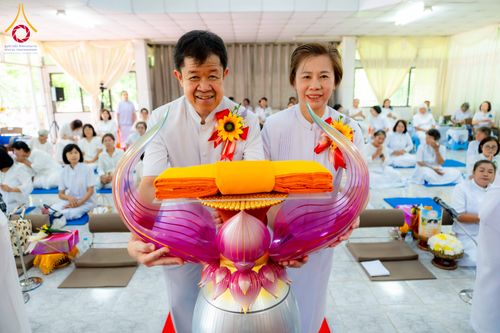 ภาพ No.340909:วันเสาร์ที่ 25 กรกฏาคม พ.ศ.2569 พิธีทอดผ้าป่าสามัคคี ปฐมฤกษ์ เปิดป้ายตั้งองค์ประธาน ณ ศูนย์ธรรมอุทยานสุขสดใส อ.จอมทอง จ.เชียงใหม่