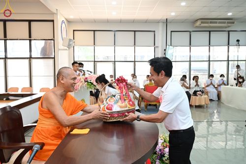 ภาพ No.77353:โครงการเสริมสร้างมาตรฐานคุณธรรมจริยธรรมของพนักงาน และลูกจ้างเทศบาลเมืองคลองหลวง ประจำปีงบประมาณ พ.ศ.๒๕๖๖  วันอังคารที่ ๒๘ กุมภาพันธ์ พ.ศ.๒๕๖๖  ณ วัดพระธรรมกาย อ.คลองหลวง จ.ปทุมธานี