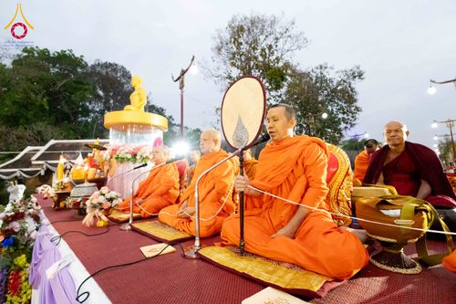 ภาพ No.310779:วันอาทิตย์ที่ 22 กุมภาพันธ์ พ.ศ. 2569 พิธีตักบาตรเเด่คณะพระภิกษุสงฆ์ 1,111 รูป จังหวัดน่าน หนึ่งในโครงการตักบาตรพระ 2,000,000 รูป 77 จังหวัดทั่วไทย ในวาระอันเป็นมงคลยิ่ง ครบรอบ 744 ปี นครน่าน สืบสานศรัทธา ทำบุญใหญ่ของเมืองน่าน ณ ข่วงเมือง วัดภูมินทร์ อำเ