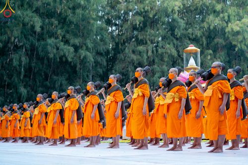 ภาพ No.106254:พระธรรมยาตราร่วมปฏิบัติธรรม และถ่ายภาพหมู่ประวัติศาสตร์ ในโครงการธรรมยาตรากตัญญูบูชา มหาปูชนียาจารย์ พระมงคลเทพมุนี(สด จนฺทสโร) พระผู้ปราบมาร  อนุสรณ์สถาน 7 แห่ง ปีที่ 12  วันที่ 4 มกราคม พ.ศ. 2567  ณ อนุสรณ์สถานมหาวิหารพระมงคลเทพมุนี จ.สุพรรณบุรี