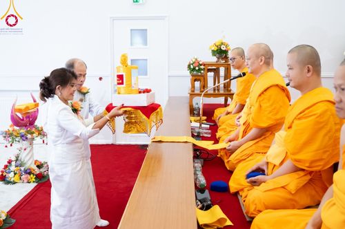 ภาพ No.96451:พิธีทอดกฐินวัดพระธรรมกายบอร์โด ประเทศฝรั่งเศส วันอาทิตย์ที่ 19 พฤศจิกายน พ.ศ. 2566 ณ วัดพระธรรมกายบอร์โด ประเทศฝรั่งเศส