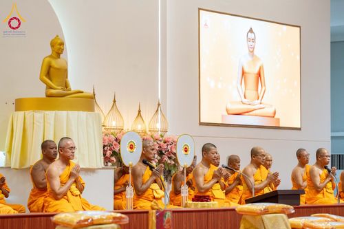 ภาพ No.174261:พิธีทอดกฐินกตัญญูบูชาธรรม ณ พระมหาเจดียทัตตชีโว ศูนย์อบรมเยาวชนกาญจนบุรี ในโครงการกฐินสามัคคีทั่วไทย 30,000 วัด บูชาธรรม 80 ปี หลวงพ่อธัมมชโย โดยคณะศิษยานุศิษย์วัดพระธรรมกาย วันที่ 9 พฤศจิกายน พ.ศ. 2567