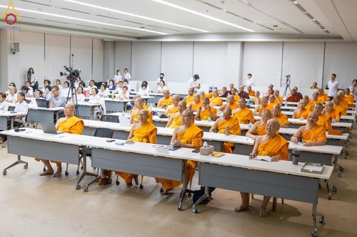 ภาพ No.63402:การสัมมนา World Peace Inner Peace : Lord Buddha 's Social Doctrine to resolve Global Issues ณ อาคาร 100 ปี คุณยายอาจารย์ฯ วัดพระธรรมกาย วันพฤหัสบดี ที่ 25 เมษายน พ.ศ. 2567