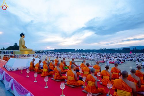 ภาพ No.91635:พิธีทอดผ้าป่า สร้างลานเอนกประสงค์พญานาค 4 ตระกูล จุดประทีปโคมลาน ถวายเป็นพุทธบูชา  สร้างความสว่างไสวให้กับแผ่นดินด้วยแสงธรรม วันอาทิตย์ที่ 29 ตุลาคม พ.ศ. 2566 ณ พุทธอุทยานนานาชาติ จังหวัดหนองคาย