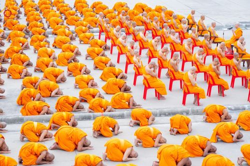 ภาพ No.182112:พระธรรมทายาทร่วมปฎิบัติธรรม รับฟังโอวาทจากหลวงพ่อทัตตชีโว และถ่ายภาพหมู่ประวัติศาสตร์ ณ ลานธรรมพระมหาธรรมกายเจดีย์  วัดพระธรรมกาย ในโครงการอุปสมบท บูชาธรรมมหาปูชนียาจารย์ วันที่ 13 ธันวาคม พ.ศ. 2567