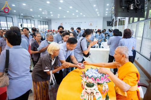 ภาพ No.127014:โรงพยาบาลส่งเสริมสุขภาพตำบลคลองสอง ร่วมกับวัดพระธรรมกาย จัดประชุม อสม. เพื่อพัฒนาการปฏิบัติงาน-สร้างการให้บริการเชิงรุกในชุมชน วันอังคารที่ 5 มีนาคม พ.ศ. 2567 ณ ห้องประชุมอาคารปลูกศรัทธา วัดพระธรรมกาย อ.คลองหลวง จ.ปทุมธานี