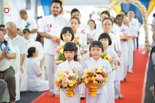ภาพ No.168057:พิธีทอดกฐิน วัดพระธรรมกายกัวลาลัมเปอร์ ประเทศมาเลเซีย วันที่ 20 ตุลาคม พ.ศ. 2567