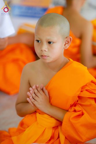 ภาพ No.134956:พิธีถวายบาตรแด่นาคธรรมทายาท ในโครงการบรรพชาสามเณรฟื้นฟูพระพุทธศาสนาทั่วไทย ณ สภาธรรมกายสากล วัดพระธรรมกาย จ.ปทุมธานี วันเสาร์ที่ 6 เมษายน พ.ศ. 2567