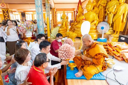 ภาพ No.254924:วันที่ 12 ตุลาคม พ.ศ. 2568 พิธีทอดกฐินสามัคคีทั่วไทย 30,000 วัด โดยคณะศิษยานุศิษย์ บูชาธรรม 81 ปี หลวงพ่อธัมมชโย ณ วัดตะคร้ำเอน อ.ท่ามะกา  จ.กาญจนบุรี