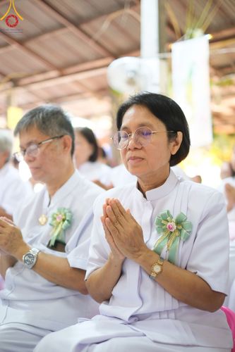 ภาพ No.168858:พิธีทอดกฐิน ณ วัดบ้านน้ำอ้อม จ.บุรีรัมย์ ในโครงการกฐินสามัคคีทั่วไทย 30,000 วัด บูชาธรรม 80 ปี หลวงพ่อธัมมชโย โดยคณะศิษยานุศิษย์วัดพระธรรมกาย วันที่ 23 ตุลาคม พ.ศ. 2567