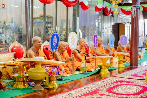 ภาพ No.253837:วันที่ 11 ตุลาคม พ.ศ. 2568 พิธีทอดกฐินสามัคคีทั่วไทย 30,000 วัด โดยคณะศิษยานุศิษย์ บูชาธรรม 81 ปี หลวงพ่อธัมมชโย ณ วัดยาง อ.เมือง จ.เพชรบุรี