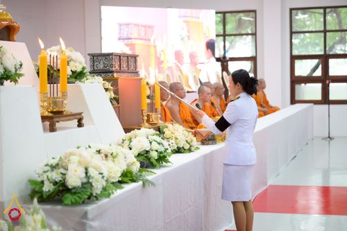 ภาพ No.262459:วันที่ 30 ตุลาคม พ.ศ. 2568 พสกนิกรอำเภอคลองหลวง จัดพิธีบำเพ็ญกุศลสัตตมวาร ถวายพระราชกุศลแด่สมเด็จพระพันปีหลวง ณ วัดพระธรรมกาย