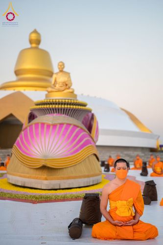 ภาพ No.116852:พระธรรมยาตราร่วมปฏิบัติธรรม และถ่ายภาพหมู่ประวัติศาสตร์ ปีที่ 12  วันที่ 21 มกราคม พ.ศ. 2567  ณ อนุสรณ์สถานบางปลา จ.นครปฐม