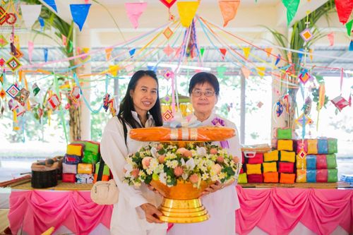 ภาพ No.167241:พิธีทอดกฐิน ณ วัดจำปาทอง อ.บ้านเขว้า จ.ชัยภูมิ ในโครงการกฐินสามัคคีทั่วไทย 30,000 วัด บูชาธรรม 80 ปี หลวงพ่อธัมมชโย โดยคณะศิษยานุศิษย์วัดพระธรรมกาย วันที่ 24 ตุลาคม พ.ศ. 2567