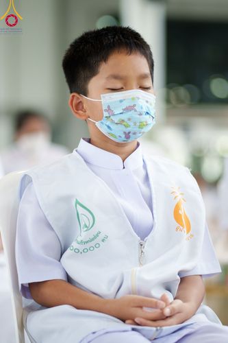 ภาพ No.99705:พิธีปฏิบัติธรรมและพิธีบูชาข้าวพระ ในวันอาทิตย์ต้นเดือนที่ 3 ธันวาคม พ.ศ. 2566 ณ สภาธรรมกายสากล วัดพระธรรมกาย จ.ปทุมธานี