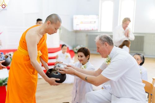 ภาพ No.269199:วันอาทิตย์ที่ 26  ตุลาคม พ.ศ. 2568 พิธีทอดกฐินวัดพระธรรมกายนอร์ธสวีเดน ประเทศสวีเดน 