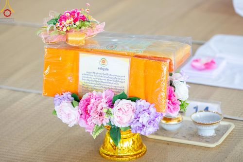 ภาพ No.177350:พิธีถวายภัตตาหารเมนูสวรรค์ และพิธีบุพเปตพลี ครั้งที่ 158 ร่วมอุทิศบุญแด่หมู่ญาติที่ล่วงลับไปแล้ว และสืบทอดอายุพระพุทธศาสนา ณ วัดพระธรรมกาย วันที่ 30 พฤศจิกายน พ.ศ.2567 (วันพระ แรม 15 ค่ำ เดือน 12)