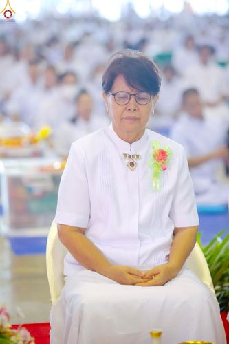 ภาพ No.227848:วันอาทิตย์ที่ 1 มิถุนายน พ.ศ. 2568 พิธีตักบาตร , พิธีบูชาข้าวพระ ณ วัดพระธรรมกาย จ.ปทุมธานี