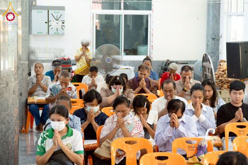 ภาพ No.251381:วันที่ 11 ตุลาคม พ.ศ. 2568 พิธีทอดกฐินสามัคคีทั่วไทย 30,000 วัด โดยคณะศิษยานุศิษย์ บูชาธรรม 81 ปี หลวงพ่อธัมมชโย ณ วัดท่ามะยม นครราชสีมา