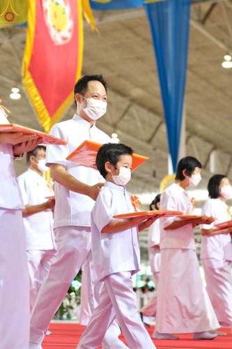 ภาพ No.89027:พิธีทอดผ้าป่าสมทบกฐินครั้งที่ 2 วันศุกร์ที่ 29 กันยายน พ.ศ. 2566 วันเพ็ญขึ้น 15 ค่ำ เดือน 10 ณ ห้องแก้วสารพัดนึก 1 วัดพระธรรมกาย