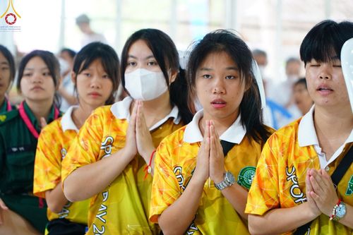 ภาพ No.140822:พิธีตักบาตรพระ 500 รูป ปีที่ 9 ณ ธุดงคสถานล้านนา อำเภอสันทราย จังหวัดเชียงใหม่ วันอาทิตย์ที่ 9 มิถุนายน พ.ศ. 2567