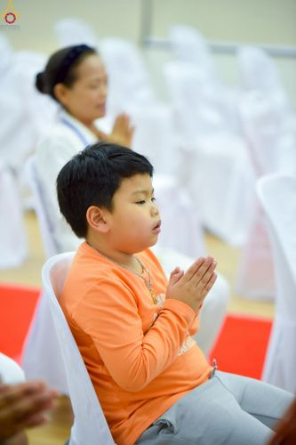 ภาพ No.250038:วันที่ 26-28 กันยายน พ.ศ. 2568 โครงการอบรมอุบาสกแก้ว อุบาสิกาแก้ว รุ่นที่ 3 ตัวแทนทอดกฐินสามัคคีทั่วไทย 30,000 วัด ณ ศูนย์ปฏิบัติธรรมจันทบุรี จ.จันทบุรี