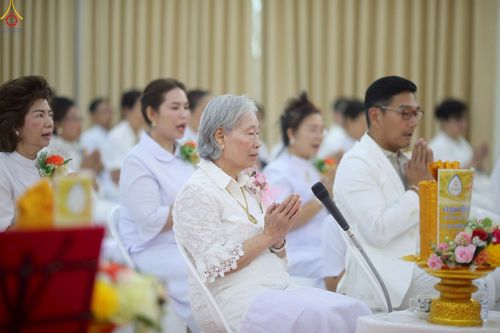 ภาพ No.258589:วันที่ 19 ตุลาคม พ.ศ. 2568 พิธีทอดกฐินสามัคคีทั่วไทย 30,000 วัด โดยคณะศิษยานุศิษย์ บูชาธรรม 81 ปี หลวงพ่อธัมมชโย ณ ศูนย์ปฎิบัติธรรมน้ำใสใจสว่าง  เขตบางกอกน้อย กรุงเทพมหานคร