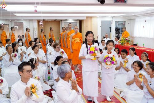 ภาพ No.233660:วันอาทิตย์ที่ 6 กรกฎาคม พ.ศ.2568 พิธีสมโภช 15 ปี วัดพระธรรมกายเกาลูน และพิธีมุทิตาสักการะเปรียญธรรม 9 ประโยค ณ วัดพระธรรมกายเกาลูน เขตปกครองพิเศษฮ่องกง สาธารณรัฐประชาชนจีน