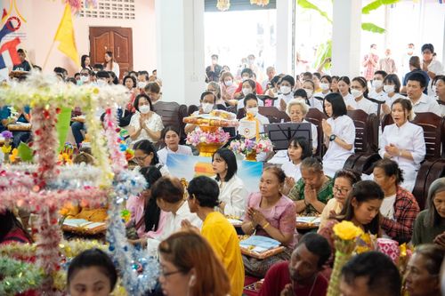 ภาพ No.98887:พิธีทอดกฐินสามัคคีทั่วไทย 5,000 วัด ณ วัดเมตารางค์ อ.สามโคก จ.ปทุมธานี วันที่ 26 พฤศจิกายน พ.ศ. 2566